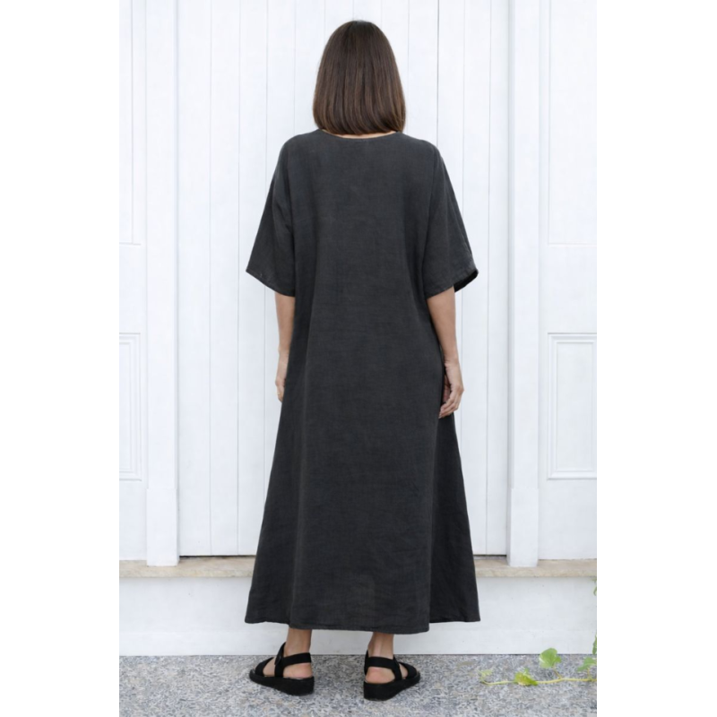 Linane kleit Pauline tumehall 1.png