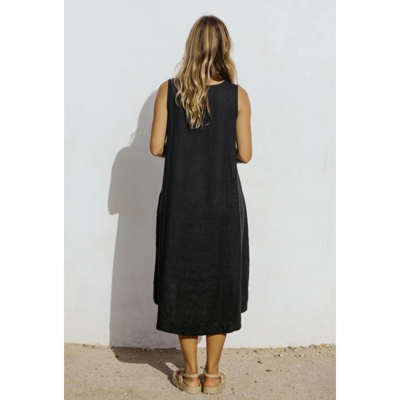 Linane kleit Toscana black- 1 (2).jpg