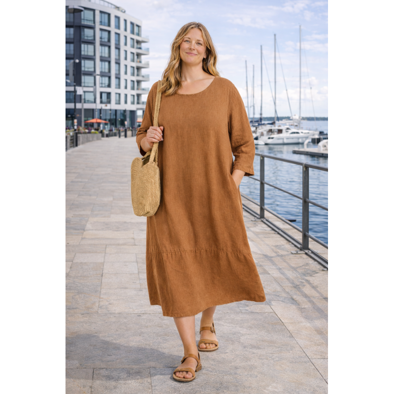 linane kleit annarose kaneelivärvi 3.png