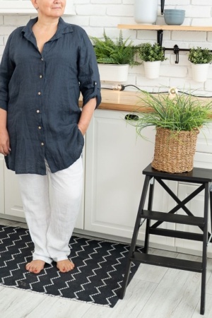 PLEASSURE LINEN BLOUSE, dark blue