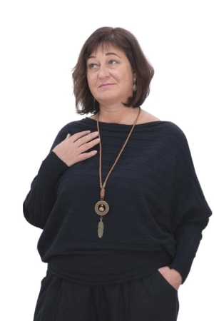 DIANTHA KAMPSUN,BLACK