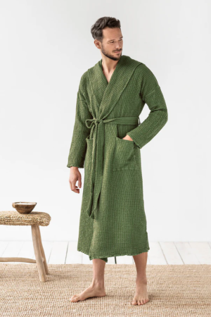 Meeste linane hommikumantel kapuutsiga FOREST GREEN - MagicLinen