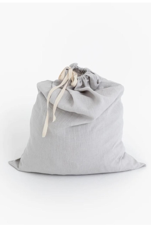 LINEN LAUNDRY BAG IN LIGHT GRAY