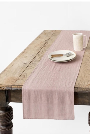 LINEN TABLE RUNNER IN WOODROSE