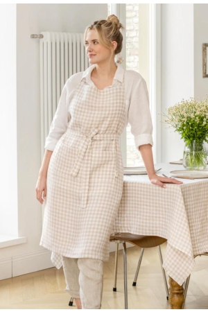 LINEN BIB APRON IN NATURAL GINGHAM