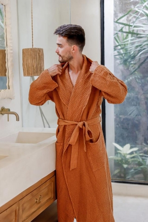 MEN'S WAFFLE LINEN ROBE CINNAMON - HANDMADE