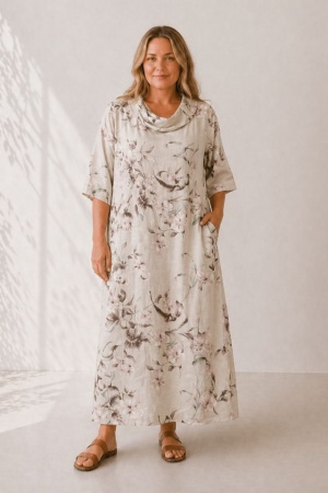 Linane mustriga kleit Flora naturaalne