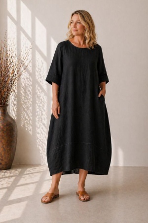 Linane kleit Laara musta värvi