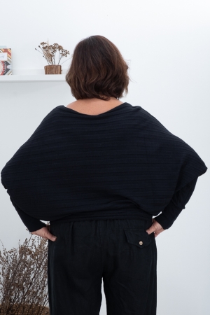 DIANTHA KAMPSUN,BLACK